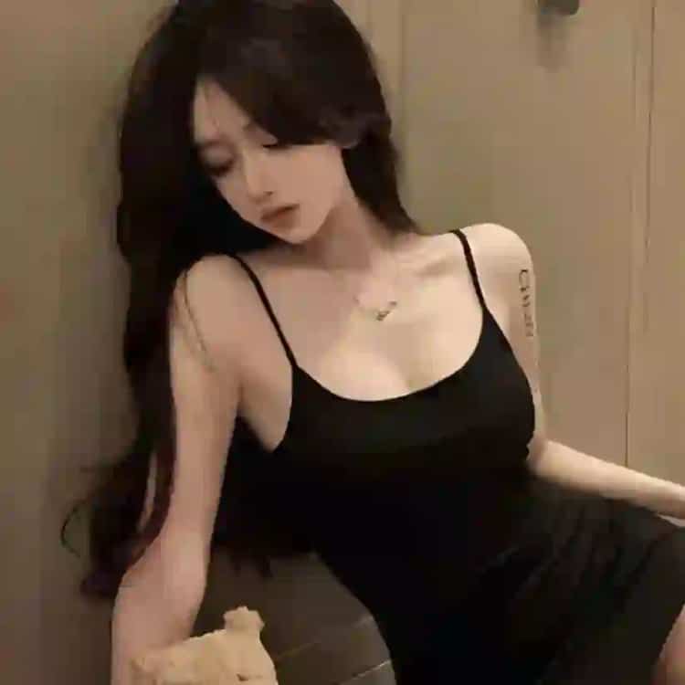 服务业题材《服务至上》服务业发展提升服务质量